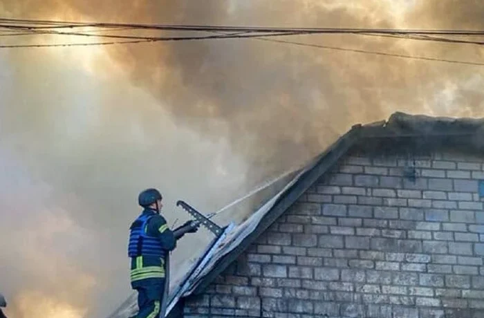 Кількість постраждалих від ворожої атаки на Київщині зросла до дев’яти осіб