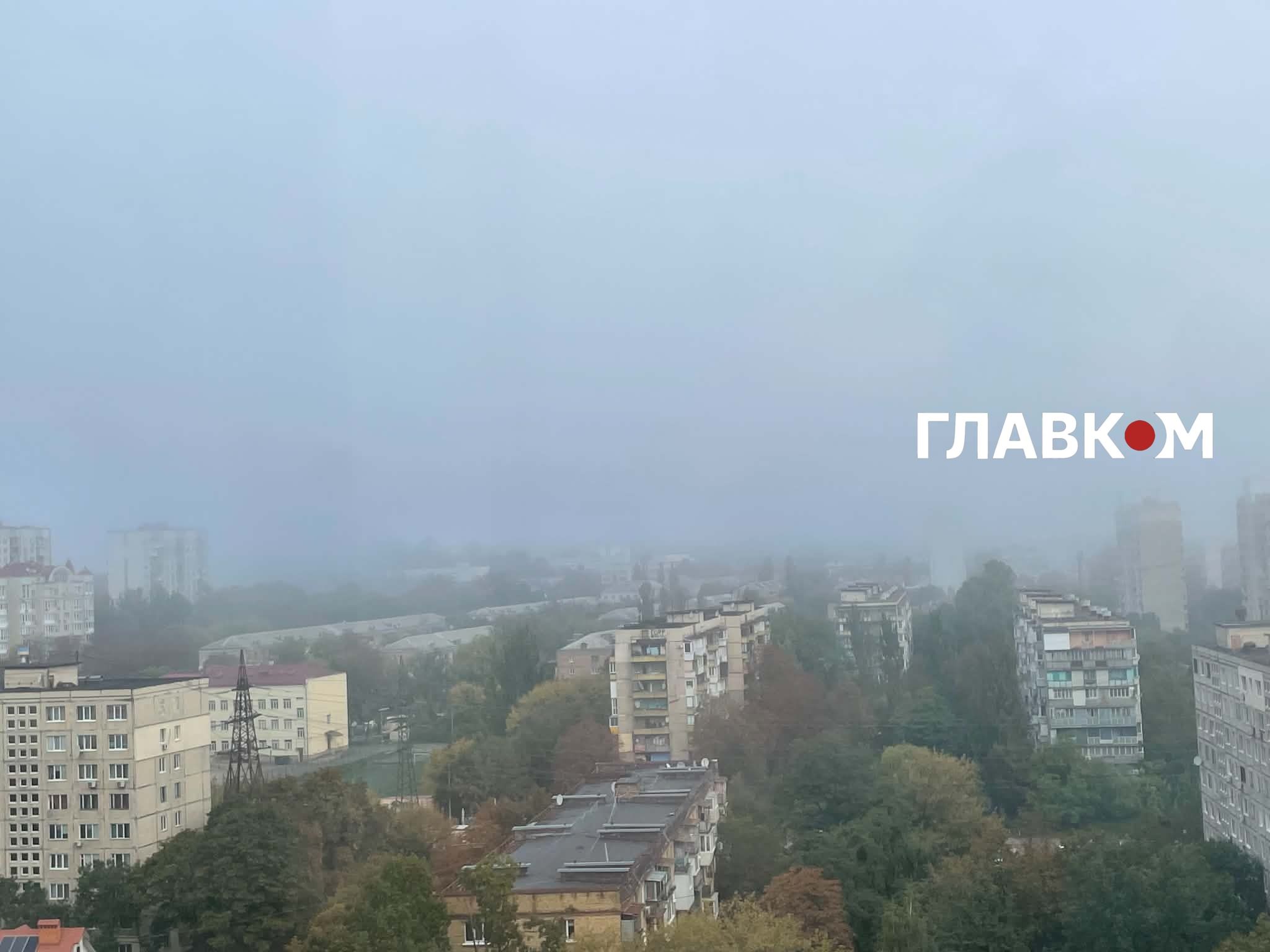 В окремих районах столиці в повітрі відчувається запах гару