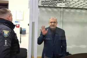 Знімав маєток за $3 тис. у місяць і приховав оплату за навчання дітей. НАЗК перевірило декларацію Галущенка