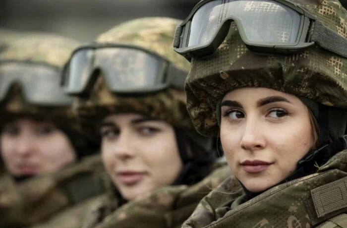 «Не завтра всіх у ТЦК». Резніков уточнив свою пропозицію щодо мобілізації жінок