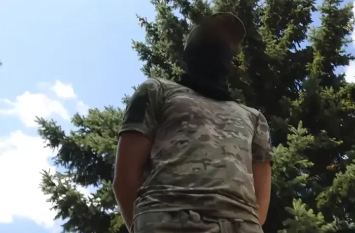 У Запоріжжі дівчина виманила військового на побачення і привела з собою кілера