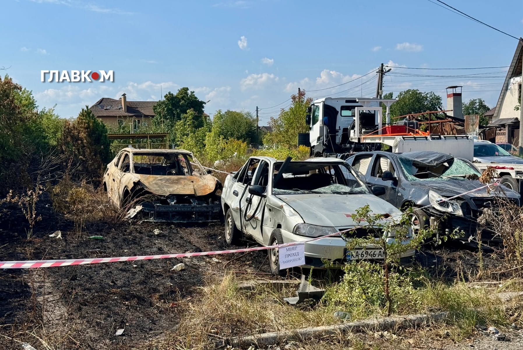 «До будинків залітали ящики з патронами». Репортаж із села Мила, що пережило масштабну детонацію фото 1