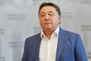 Нардепа оштрафували за російськомовну рекламу