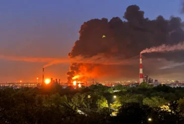 Дрони атакували один із найбільших НПЗ Росії