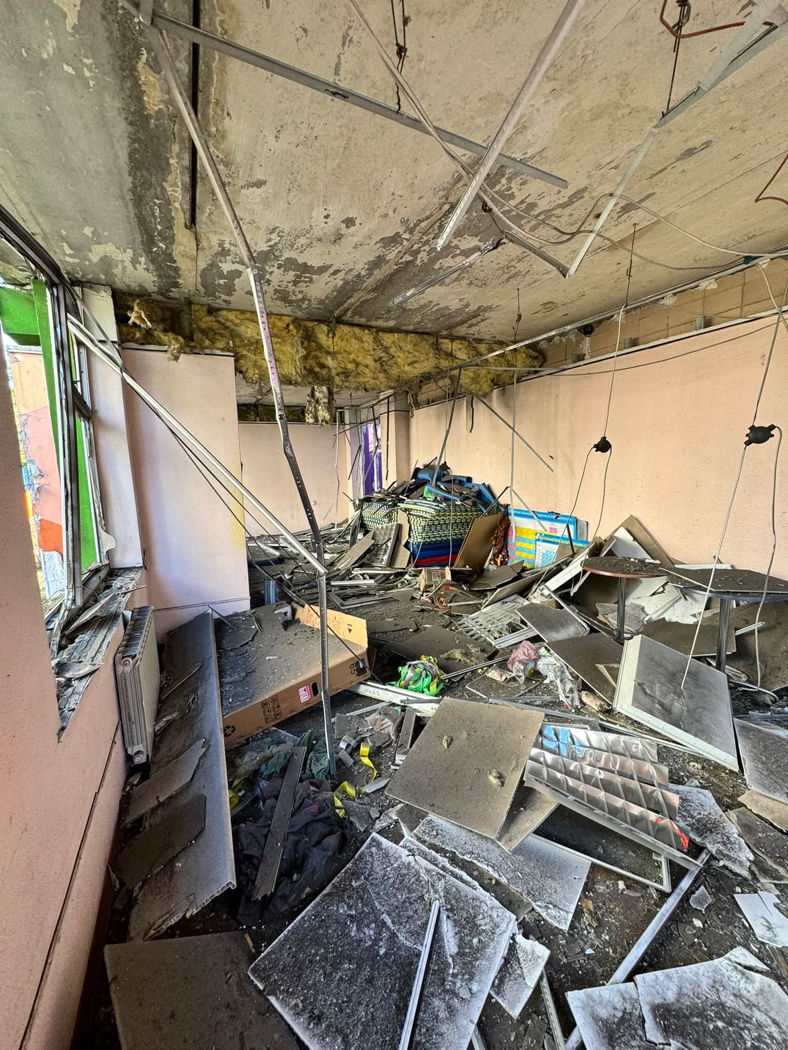 Окремі приміщення зазнали значних руйнувань