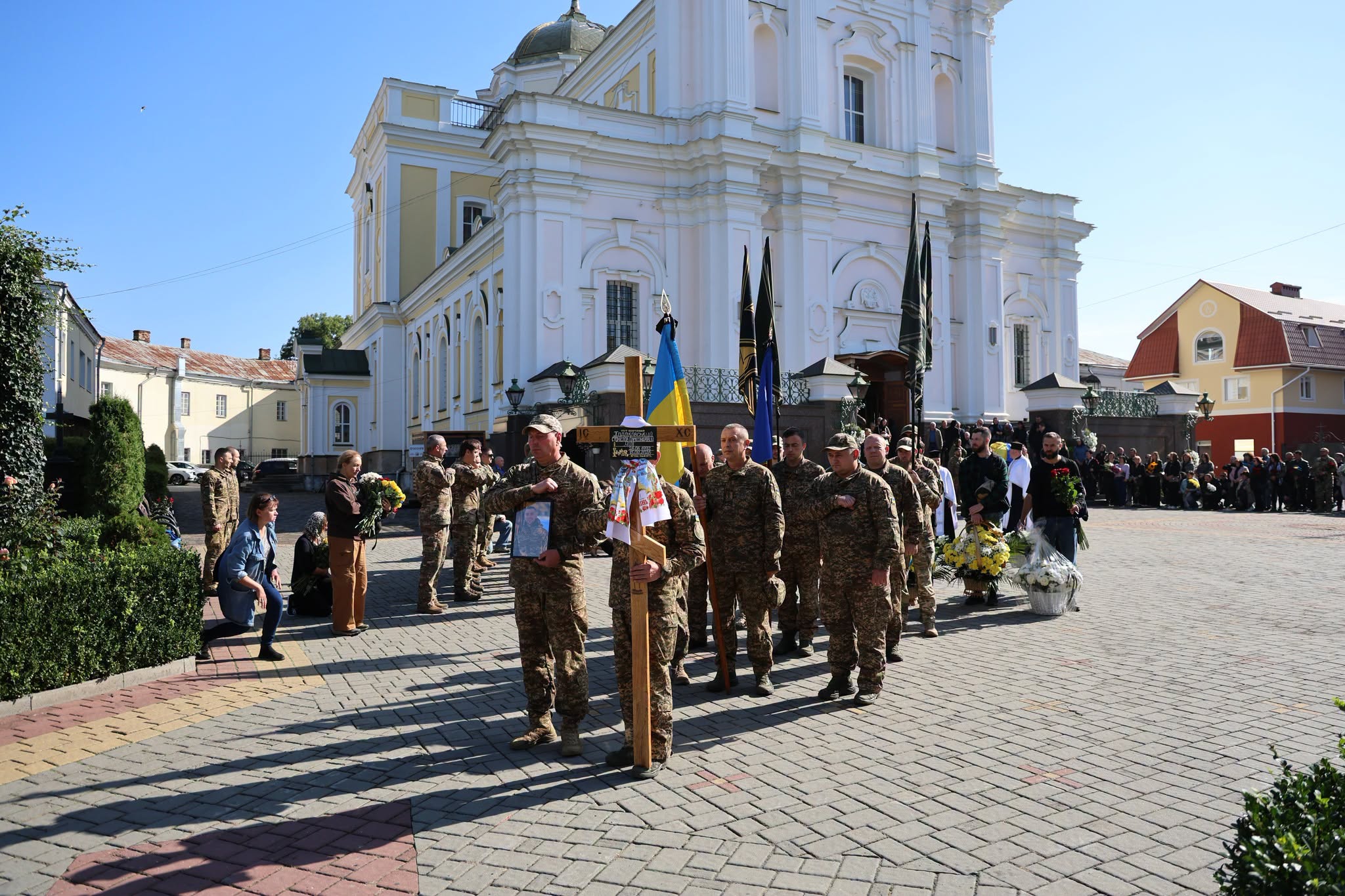 Прощання із воїном Станіславом Ходаковським у кафедральному соборі Святої Трійці 