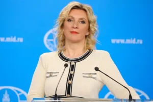 Захарова різко відреагувала на заяву Сікорського про потенційну перемогу НАТО над РФ
