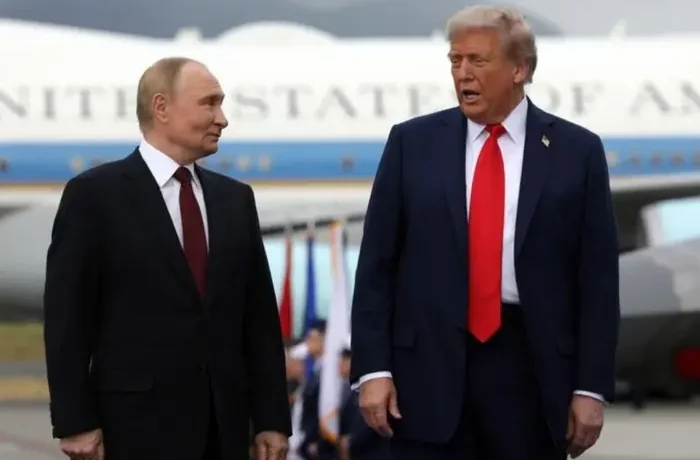 Трамп заявив, що Путін готовий домовлятися та звернувся до Зеленського