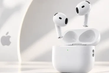 Apple представила AirPods 5: навушники перекладають розмови в реальному часі