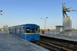 Як працюватиме метро під час тривог? Зеленський пояснив, що зміниться