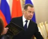 Медведєв пояснив, чому Росія може припинити своє існування