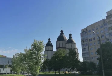 У Львові чоловік напав на священника під час богослужіння