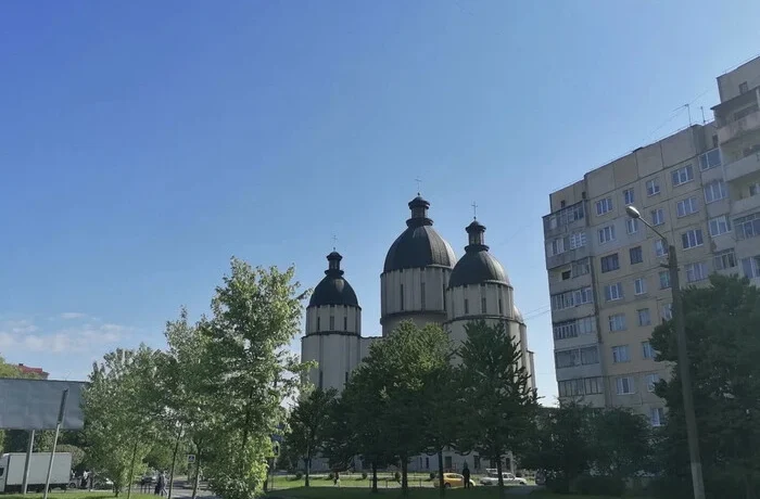 У Львові чоловік напав на священника під час богослужіння