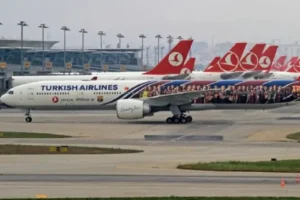 Турецькі авіакомпанії масово скасовують рейси до Росії після застереження України