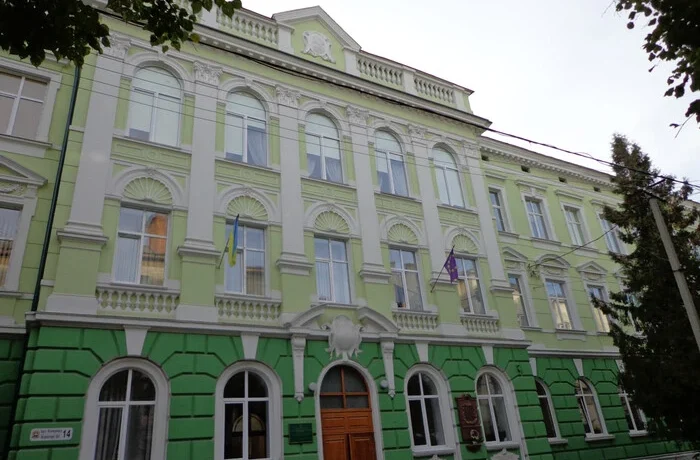 Рейтинг НМТ. Усього два заклади Тернополя увійшли до списку найкращих шкіл України
