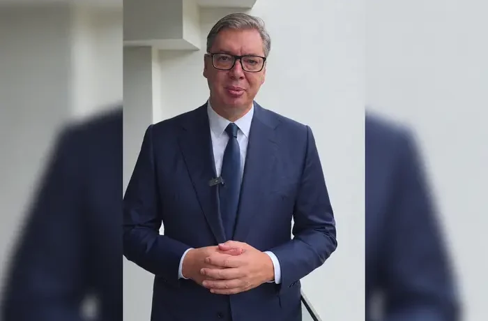 Президент Сербії Вучич прибув на саміт «Карпатської вісімки»