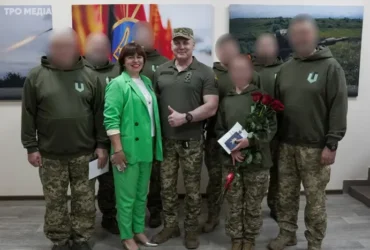 Командувач Сил ТРО привітав воїнів-розвідників із професійним святом та вручив нагороди
