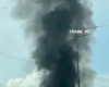 Дронова атака на Київ: біля Центрального вокзалу горить ринок