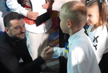 Зеленський у День знань відвідав відбудовану школу на Київщині (відео)