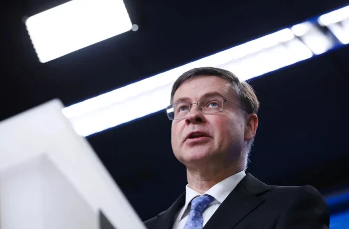 ЄС таки втомився від санкцій? Єврокомісар зробив відверту заяву