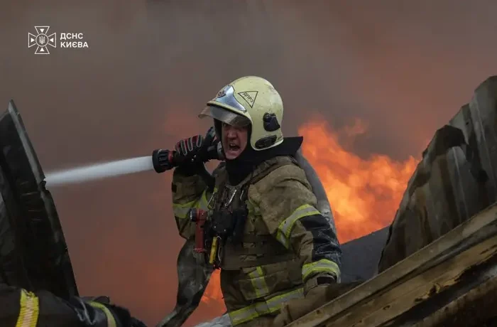 Росіяни за тиждень пошкодили 25 закладів освіти та 15 лікарень: деталі від МВС