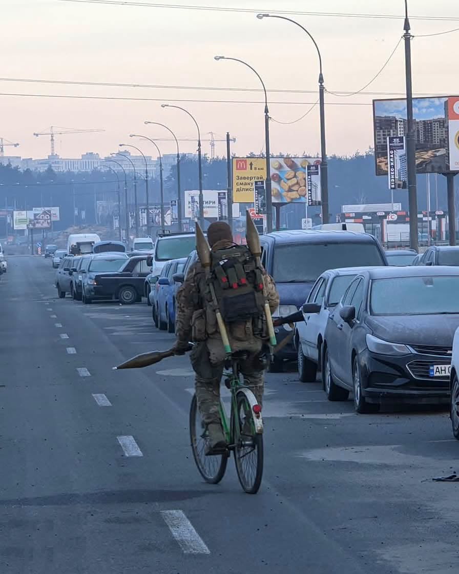 Загинув Борець – воїн із легендарного фото оборони Києва фото 1