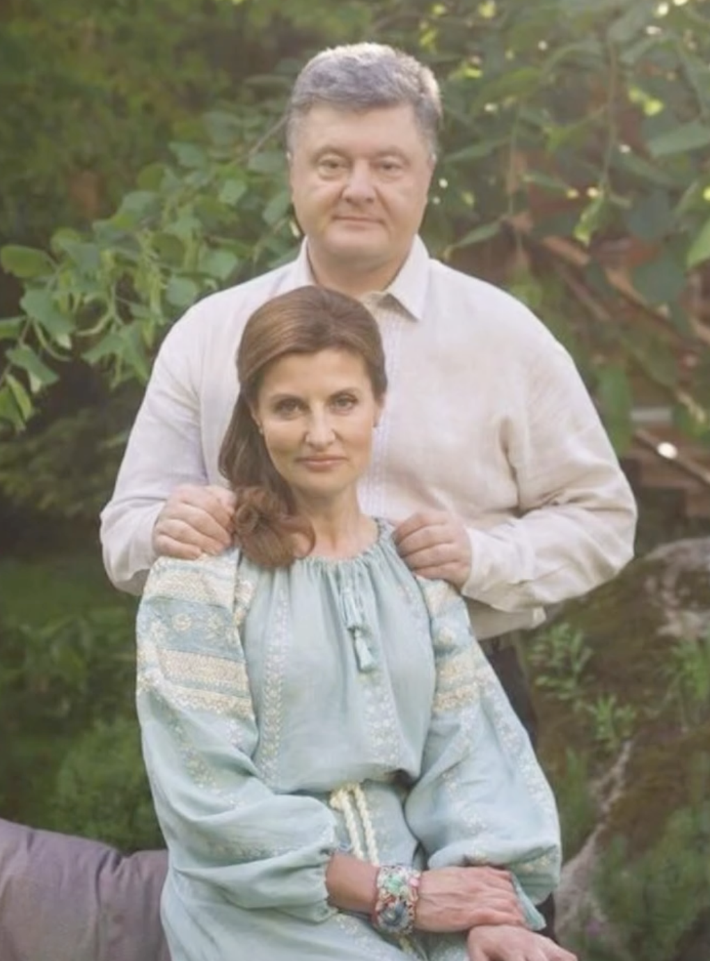 «Дорогий Петро Олексійовичу, тобі було лише 18» . Дружина привітала Порошенка з днем народження архівними фото фото 3