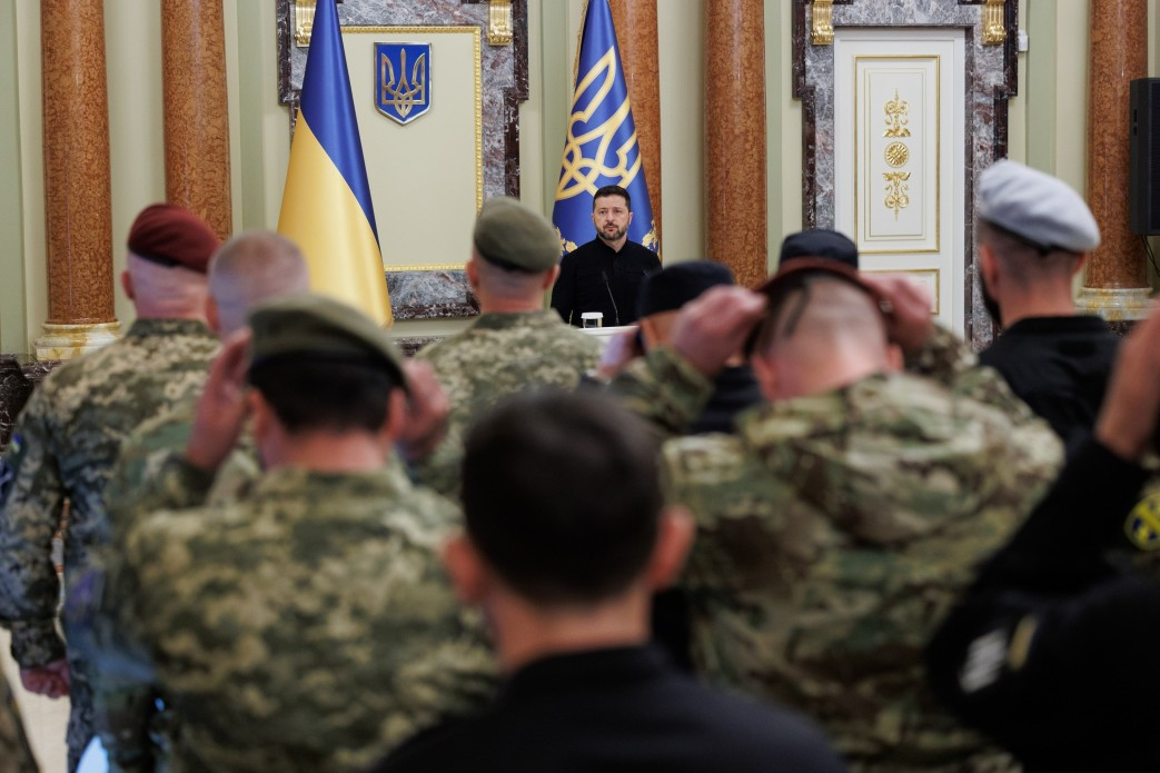 Президент відзначив розвідників нагородами (фото, відео) фото 1
