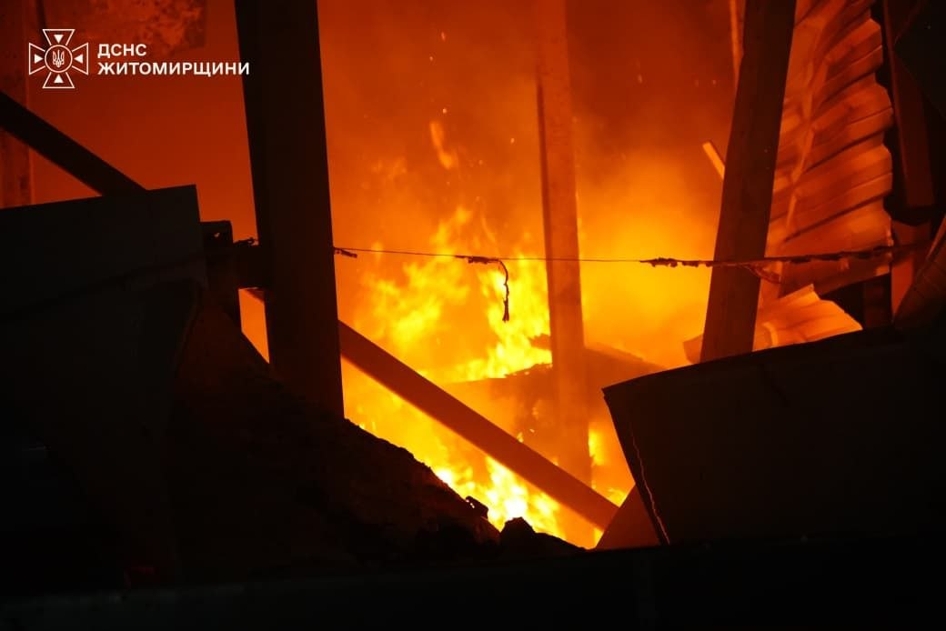 На Житомирщині через атаку РФ загинули дві людини (фото) фото 3