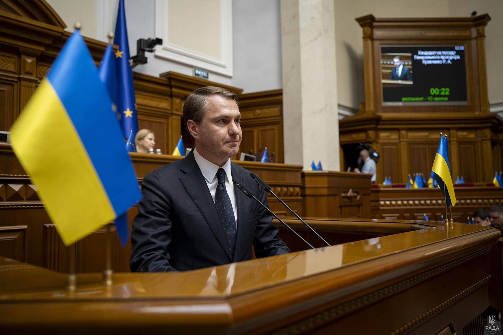 У червні 2025 року Верховна Рада призначила Руслана Кравченка генпрокурором України. До цього він очолював Державну податкову службу