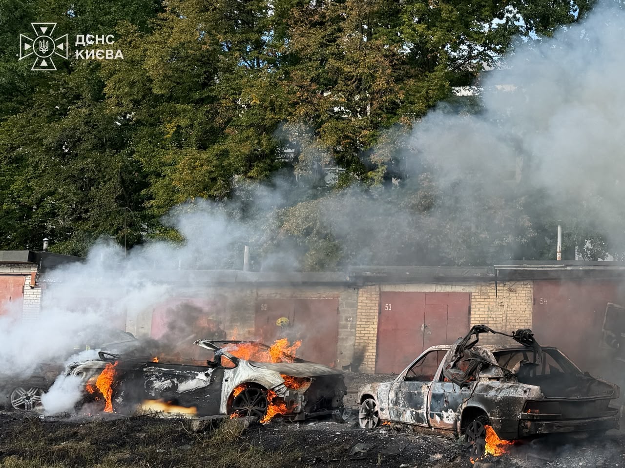 Наступ на Донеччині, звільнення Кравченка та удар по Києву: головне за день 15 вересня фото 3