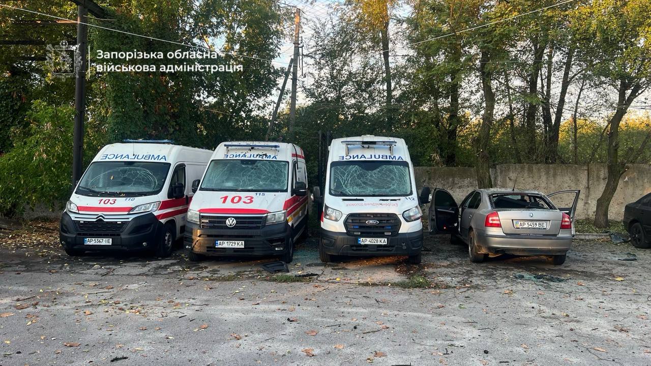 Росіяни вдарили по медзакладу в Запоріжжі: є постраждалий фото 4