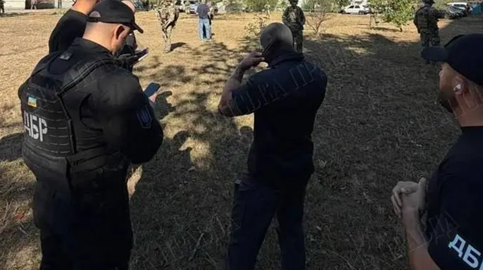 На місці події працюють співробітники Державного бюро розслідувань