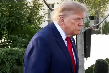 «Ви тупа». Трамп накинувся на журналістку через запитання про Росію (відео)