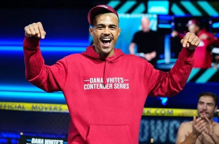 З охорони – в ростер UFC: як тілоохоронець президента промоушену підкорив октагон