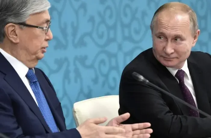 Президент Казахстану нагадав про тюркське коріння російської мови та звернувся до Путіна