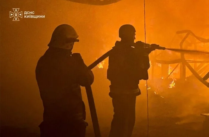 Росіяни атакували Київщину: троє загиблих, шестеро постраждалих
