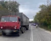 На Білоцерківщині під колесами вантажівки загинув велосипедист
