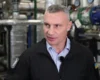 Мер Києва пояснив, чому він живе не в Києві