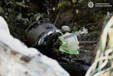 Дві балістичні ракети, що не здетонували, знешкоджено у Києві (фото)