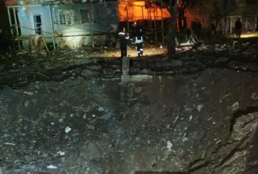 Зеленський пояснив, чому Росія вдарила саме касетною ракетою по центру Києва
