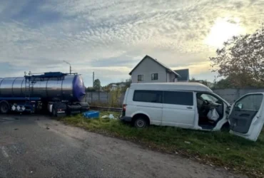 Не поступився вантажівці на перехресті: у ДТП на Бучанщині загинув водій мікроавтобуса