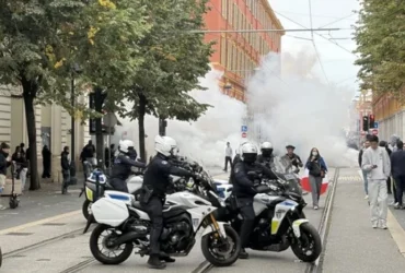 Францію охопили протести проти дорожнечі: поліція застосувала сльозогінний газ