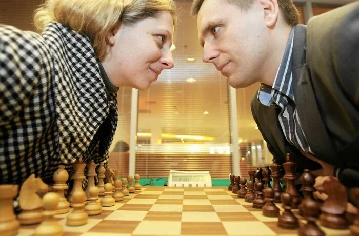 Шахове дербі: дружина завадила чоловіку здобути титул на турнірі у Польщі