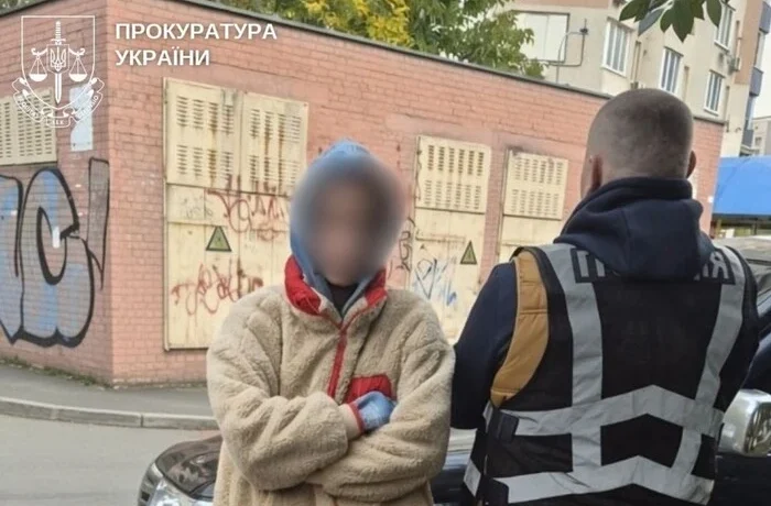 Наркотики у кормі для тварин: викрито двох торгівців з товаром на понад 10,5 млн грн