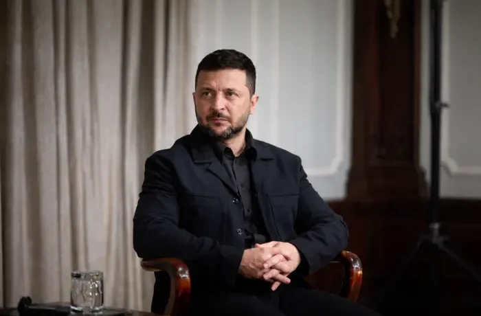 Зеленський розповів, чи планує подати у відставку