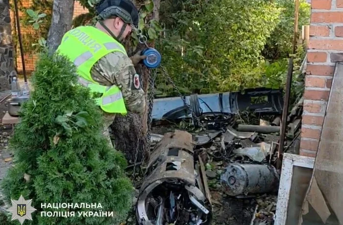 Загрожувала руйнуванням у радіусі 50 метрів: у Києві підліток знайшов бойову частину дрона
