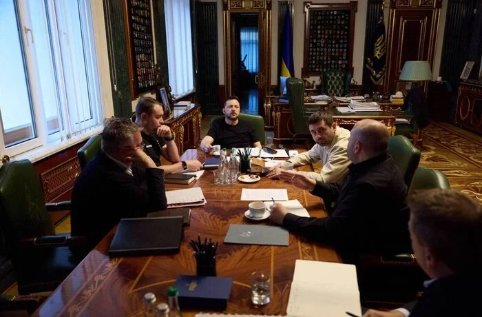 Зеленський заслухав доповідь переговорників після зустрічей у США