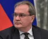 Російський чиновник закликав урізати уроки математики, фізики та хімії після вимоги Путіна заповнити заводи робітниками