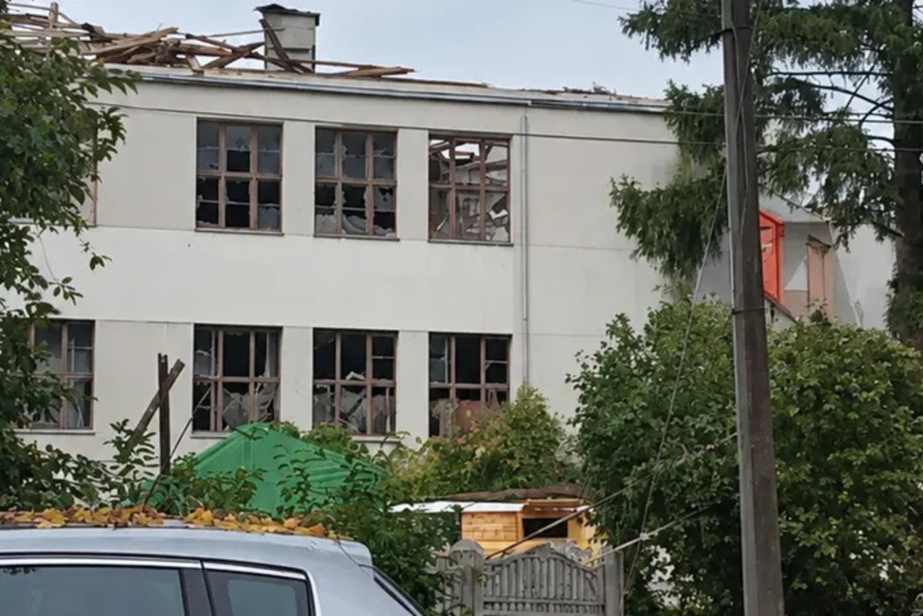 Удар по центру Рівного, падіння дрона на Львівщині та атака на Київ. Головне за день 13 жовтня фото 1